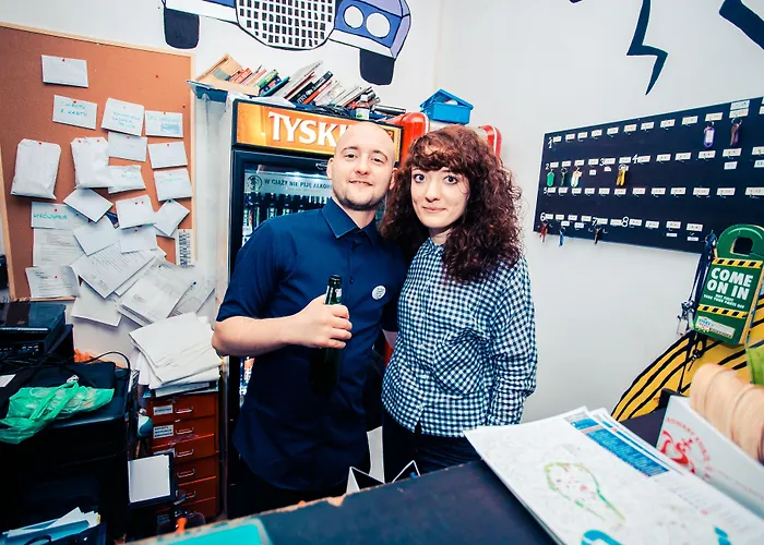 Let'S Rock Party ! Age Limit From 18 Until 40!Hostel